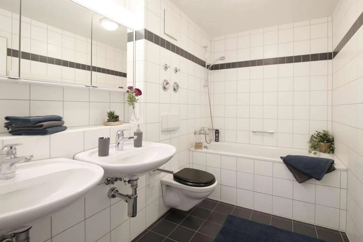 Charmate Maisonettewohnung mit Terrasse sucht Nachmieter - Foto 2 von 8