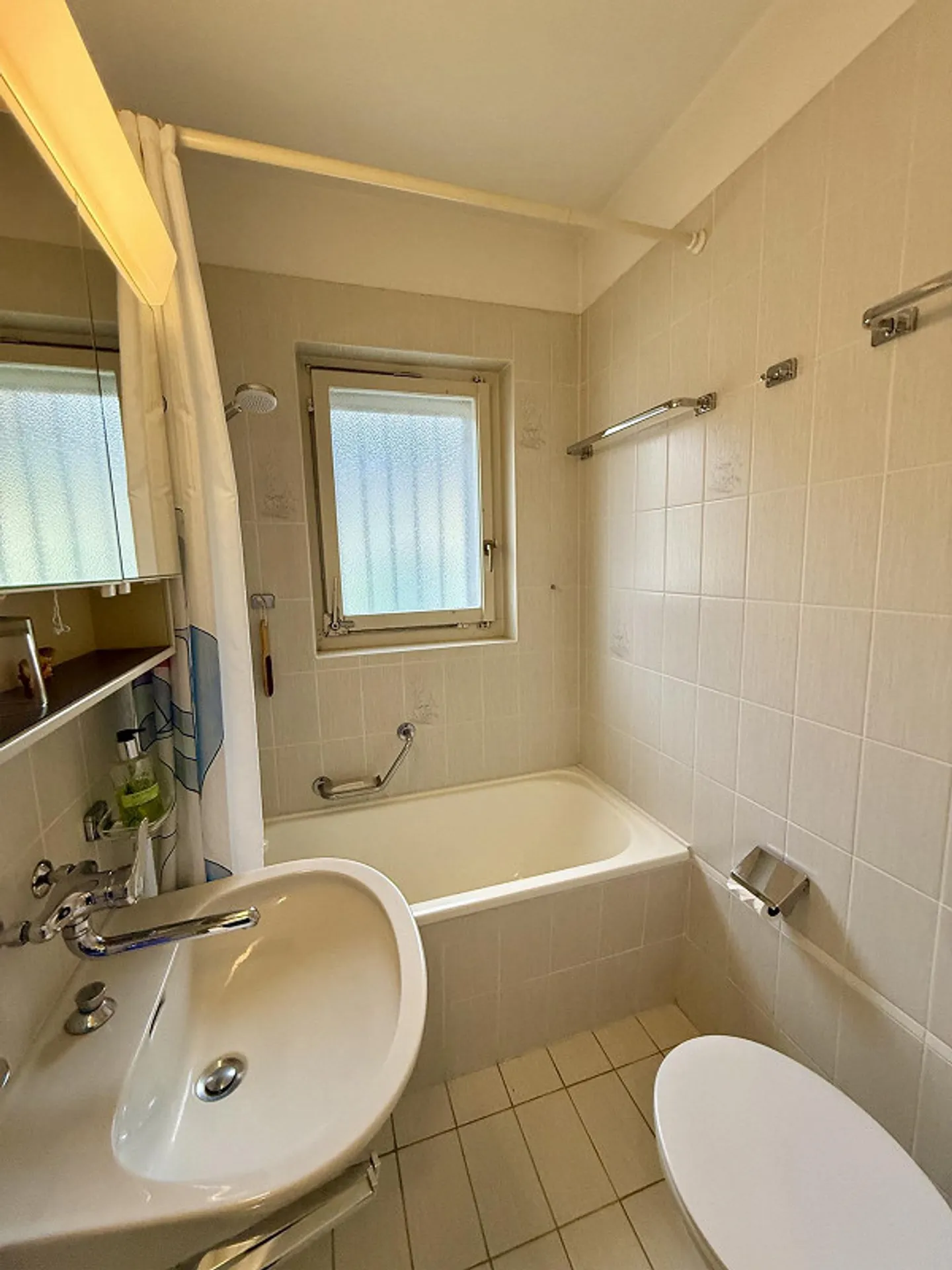 Chalet mit Seeblick in San Nazzaro - Foto 14 von 20