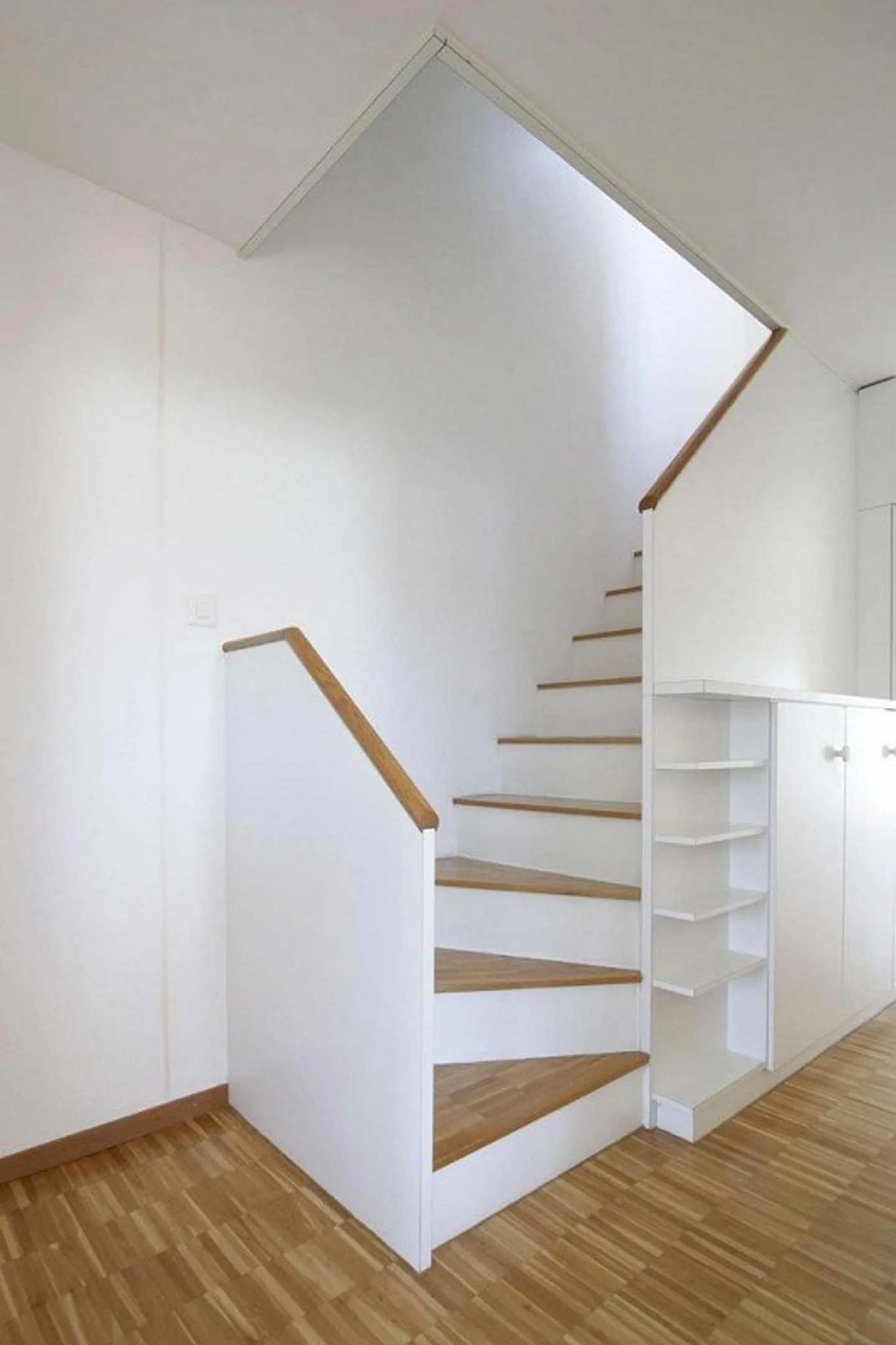 Charmate Maisonettewohnung mit Terrasse sucht Nachmieter - Foto 3 von 8