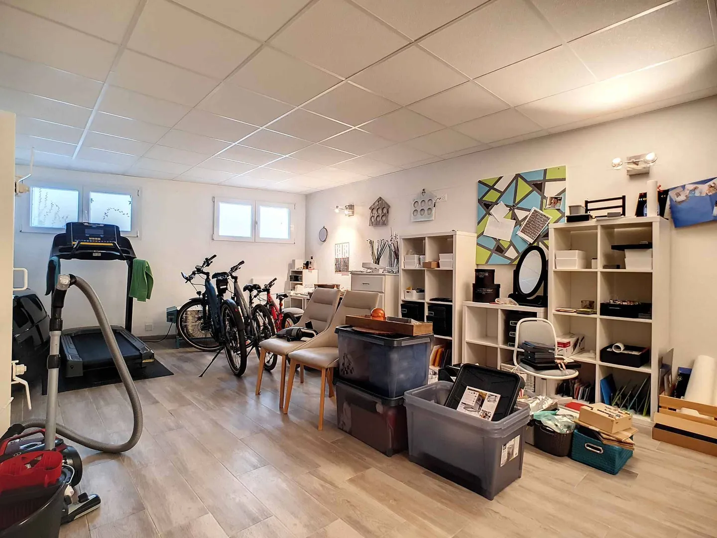 Piano terra spazioso in stile casa con piscina riscaldata vicino all'ISL - Foto 9 di 13