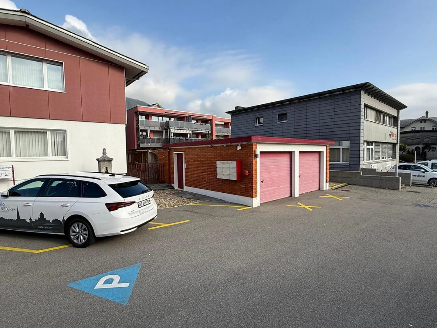 Wohn- und Gewerbeliegenschaft – Ertragssicher mit 26 Parkplätzen - Foto 7 von 21