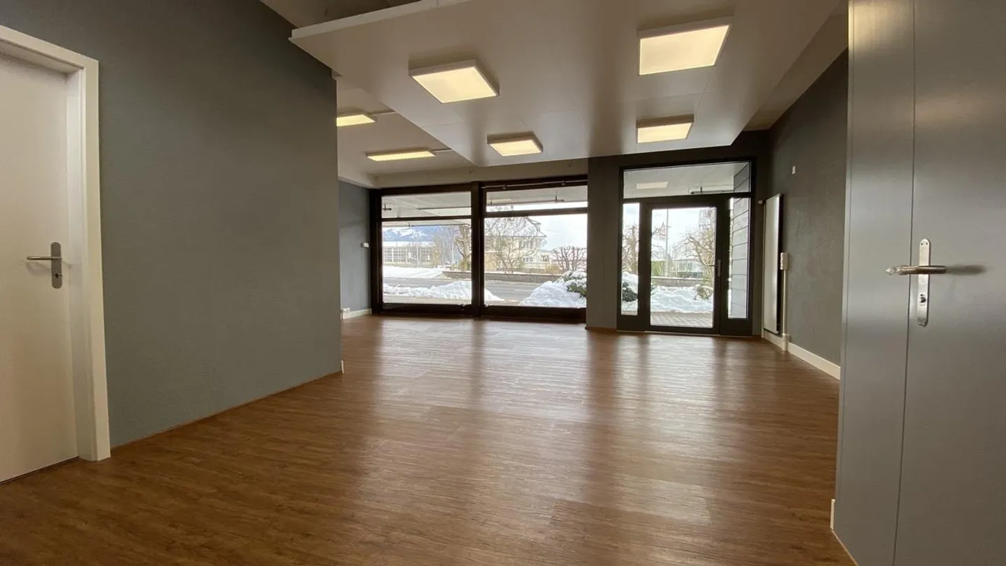 Wohn- und Gewerbeliegenschaft – Ertragssicher mit 26 Parkplätzen - Foto 11 von 21