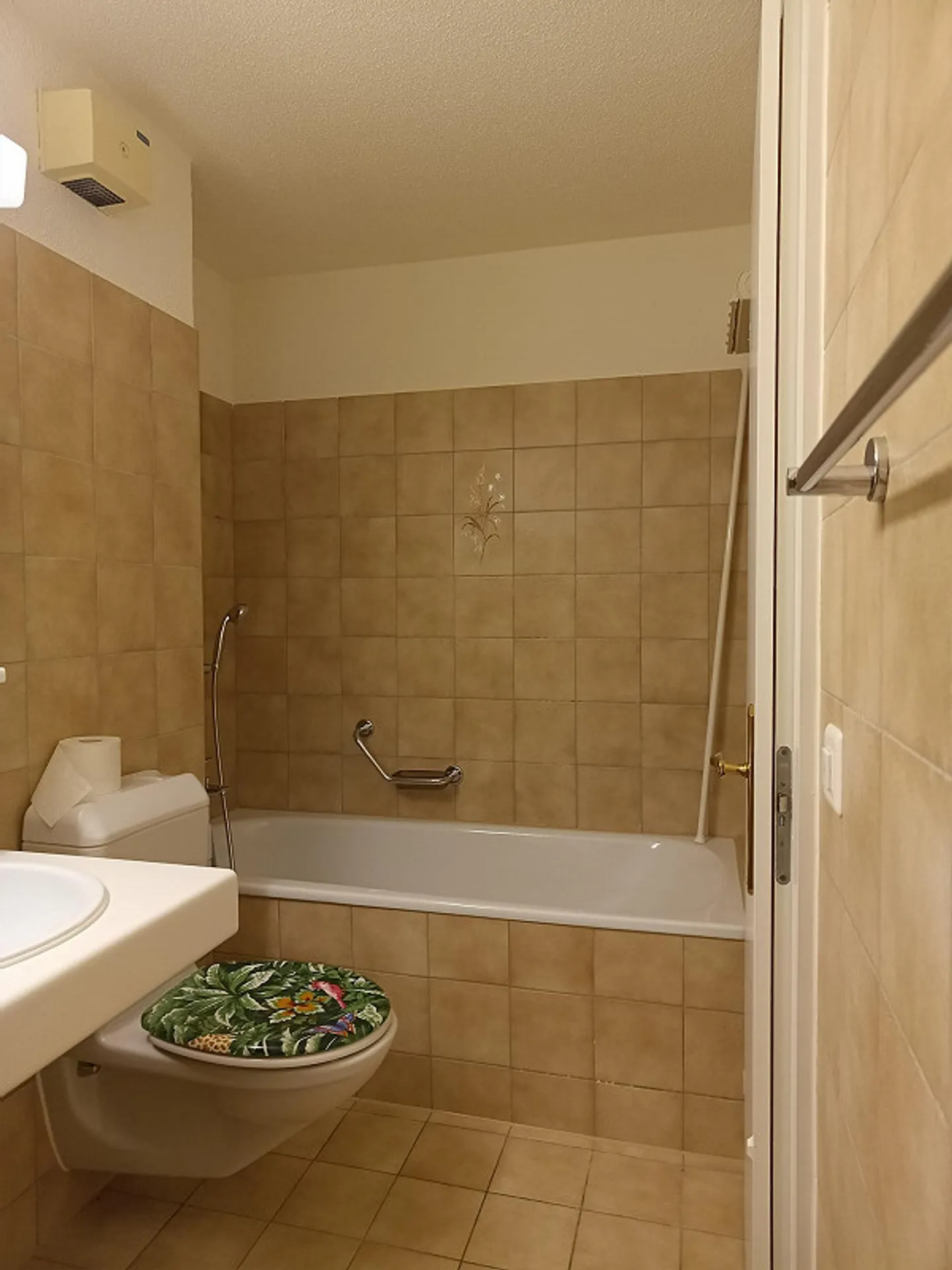 Appartement lumineux et spacieux de 3,5 pièces avec belle vue - Photo 9 sur 13