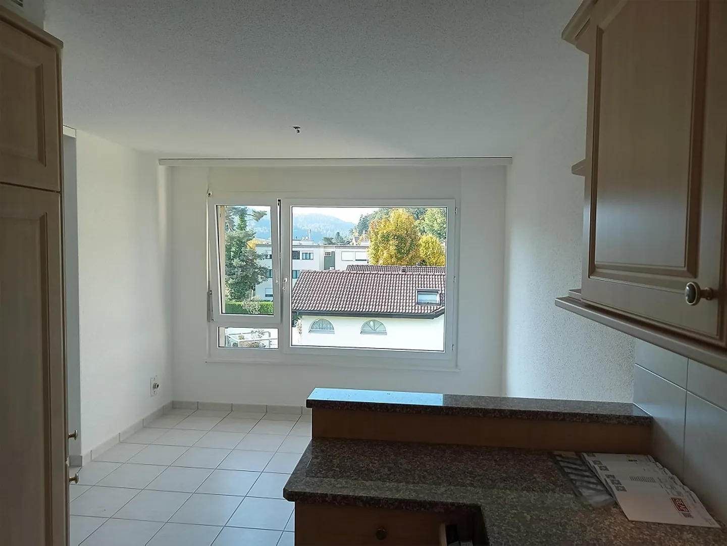 Appartement lumineux et spacieux de 3,5 pièces avec belle vue - Photo 3 sur 13