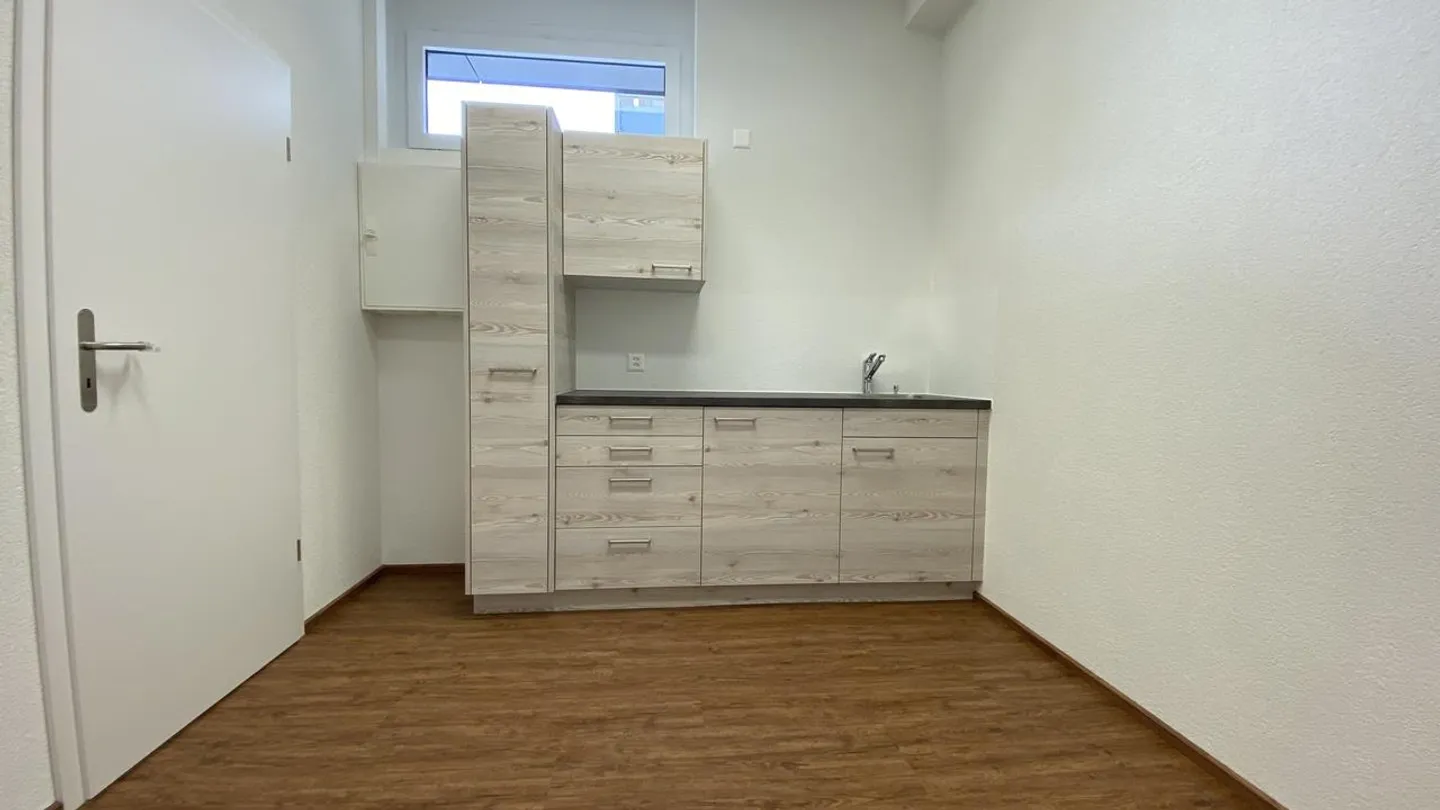 Wohn- und Gewerbeliegenschaft – Ertragssicher mit 26 Parkplätzen - Foto 16 von 21