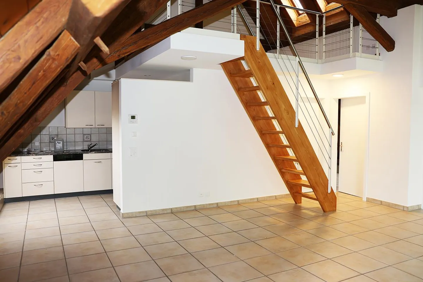 3.5 Room Maisonette Apartment - Photo 2 of 10