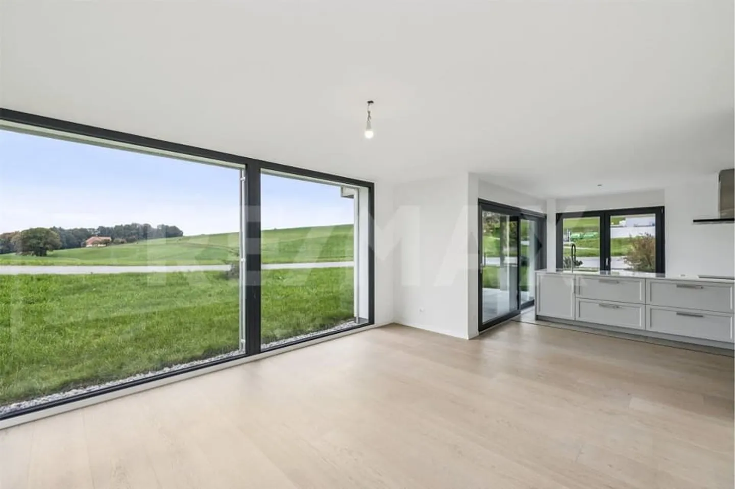 Magnifique appartement 3,5 pièces avec jardin de 400m² à Orsonnens (FR) - Photo 5 sur 12