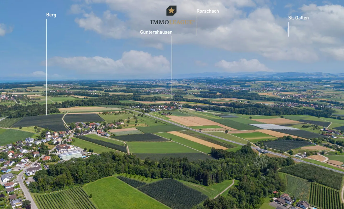 Ampio terreno con progetto di nuova costruzione approvato - Foto 1 di 11