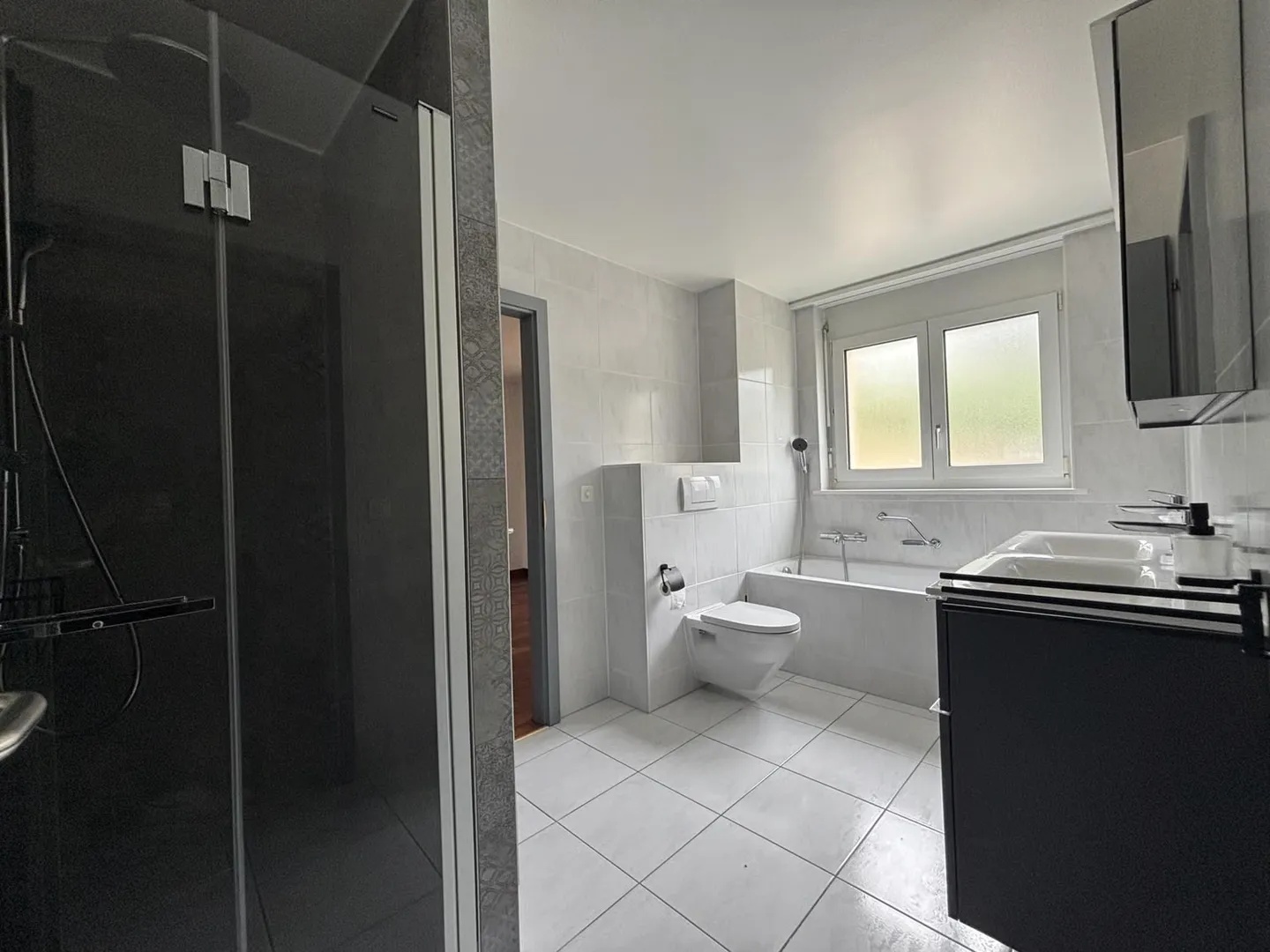 Magnifique appartement de 4,5 pièces rénové à louer à Hauts-Geneveys - Photo 6 sur 10