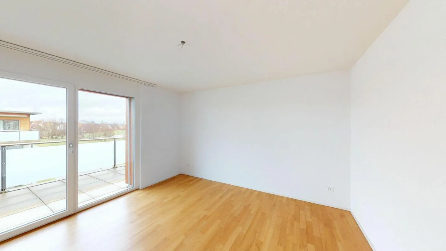 State-of-the-art Attica apartment - Photo 7 of 12