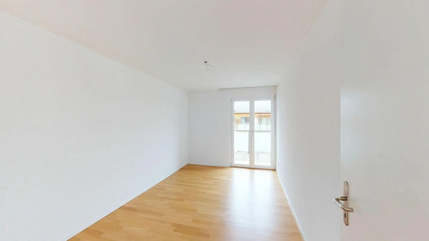 State-of-the-art Attica apartment - Photo 8 of 12