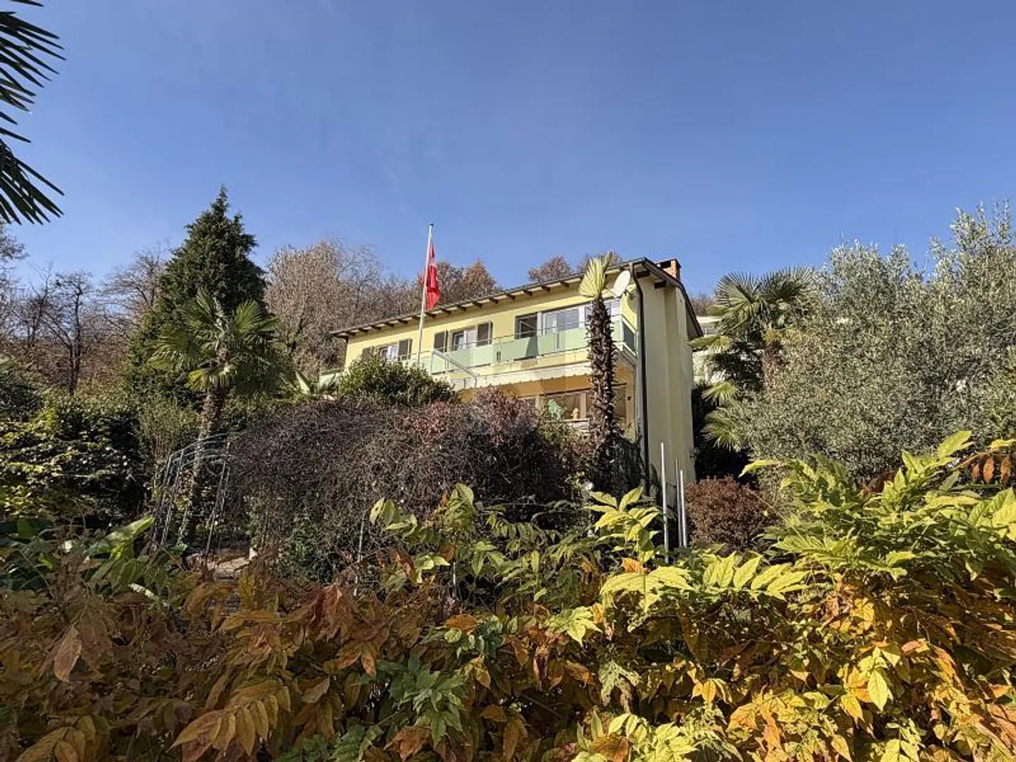 AVEC JARDIN ET PISCINE - Photo 2 sur 6