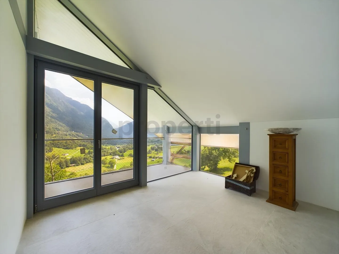 Villa moderna con 7,5 camere e vista panoramica ad Acquarossa - Val Blenio - Foto 9 di 13