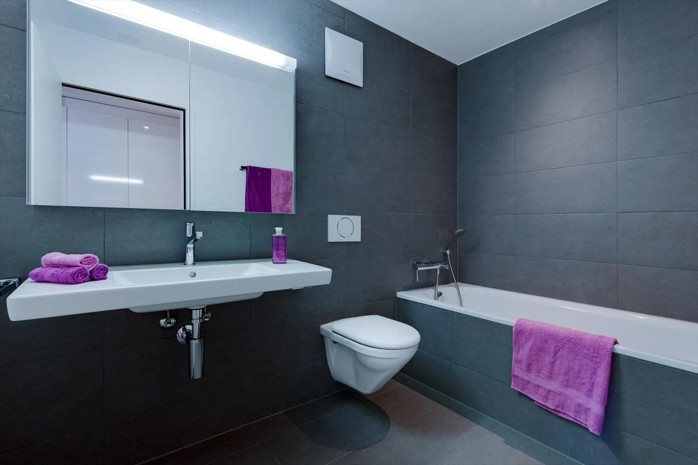 Appartamento in affitto - Foto 8 di 11