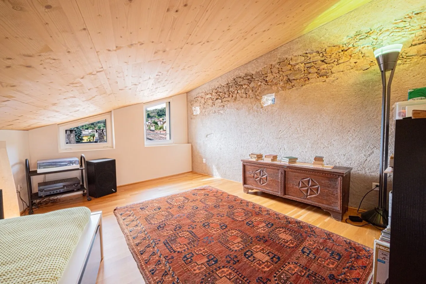 Casa storica ristrutturata con un fascino unico - Foto 6 di 15