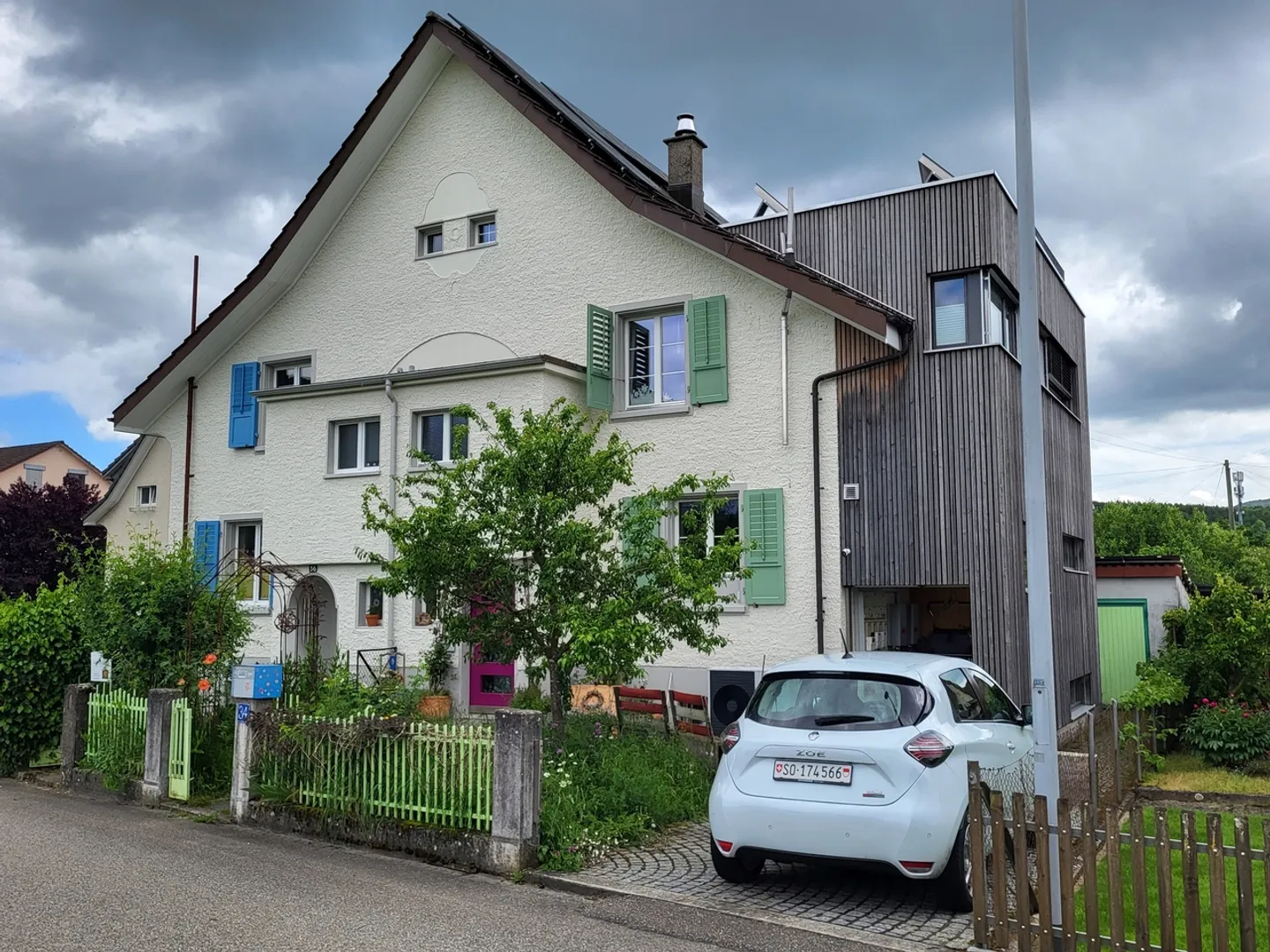 Incantevole casa a schiera di 6,5 stanze con giardino e terrazza sul tetto a Trimbach SO - Foto 1 di 13