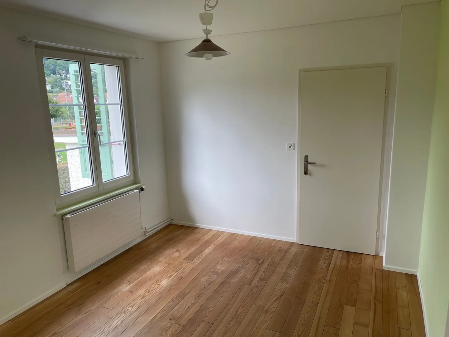 Incantevole casa a schiera di 6,5 stanze con giardino e terrazza sul tetto a Trimbach SO - Foto 8 di 13