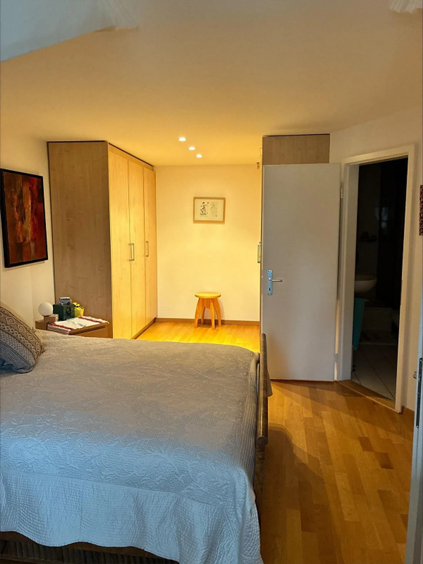 Attic apartment 4 rooms Plainpalais - Photo 8 of 8