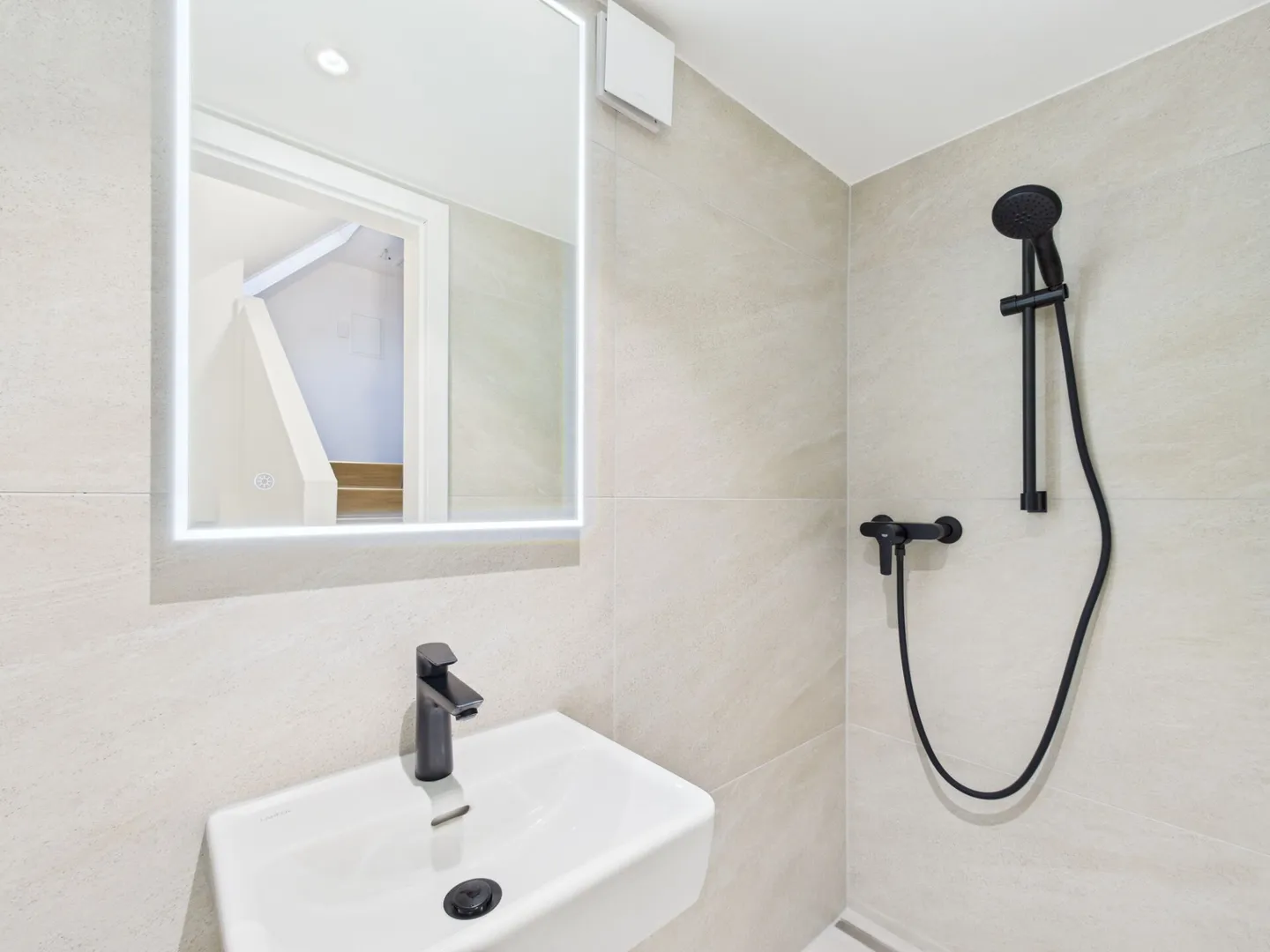 Charming apartment in the village - newly renovated - Photo 6 of 6