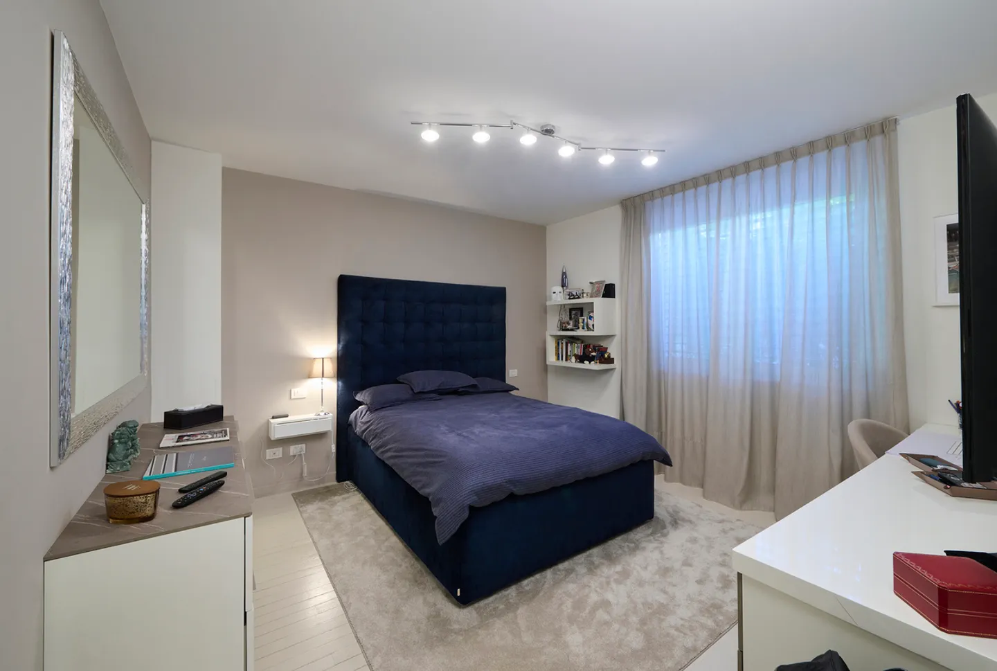 Elegant Apartment in Viganello - Photo 11 of 14