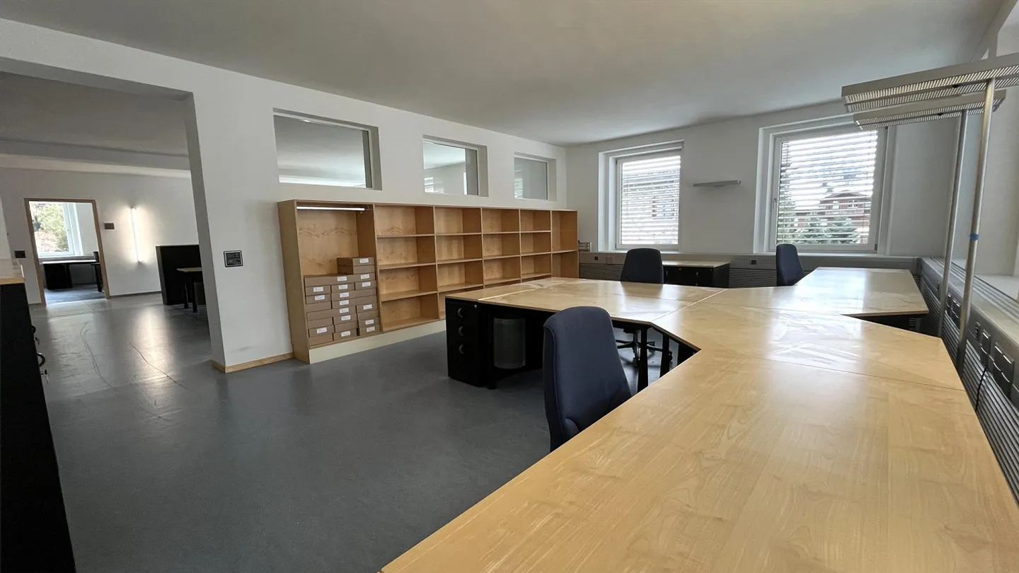 Office space in a representative office 10 - in the center of Klosters - Photo 4 of 11