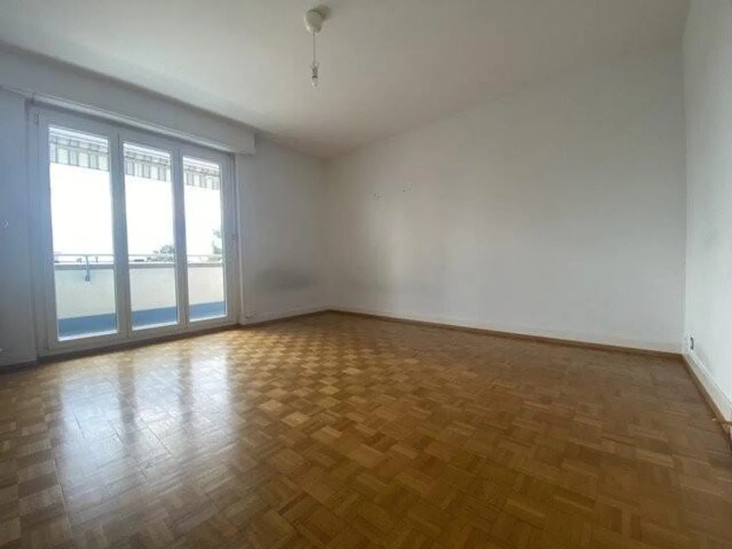 Quartiere tranquillo vicino ai servizi e al centro città - Foto 4 di 7