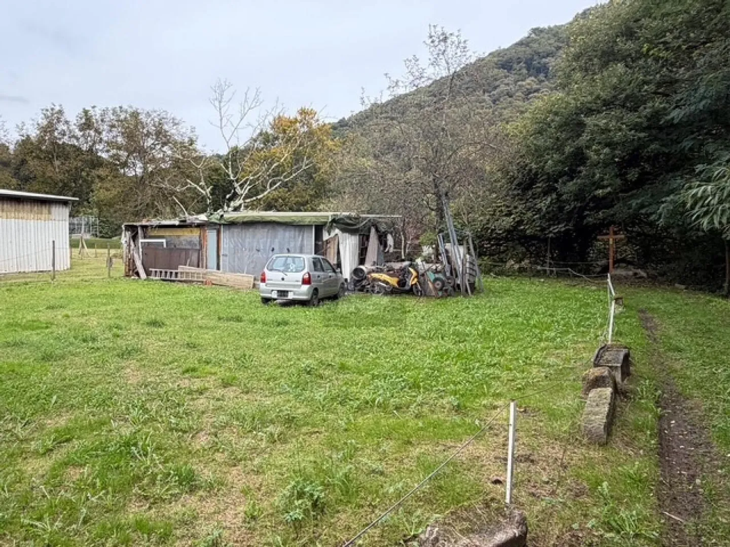 Quiet, sunny & ideally located - Photo 4 of 5