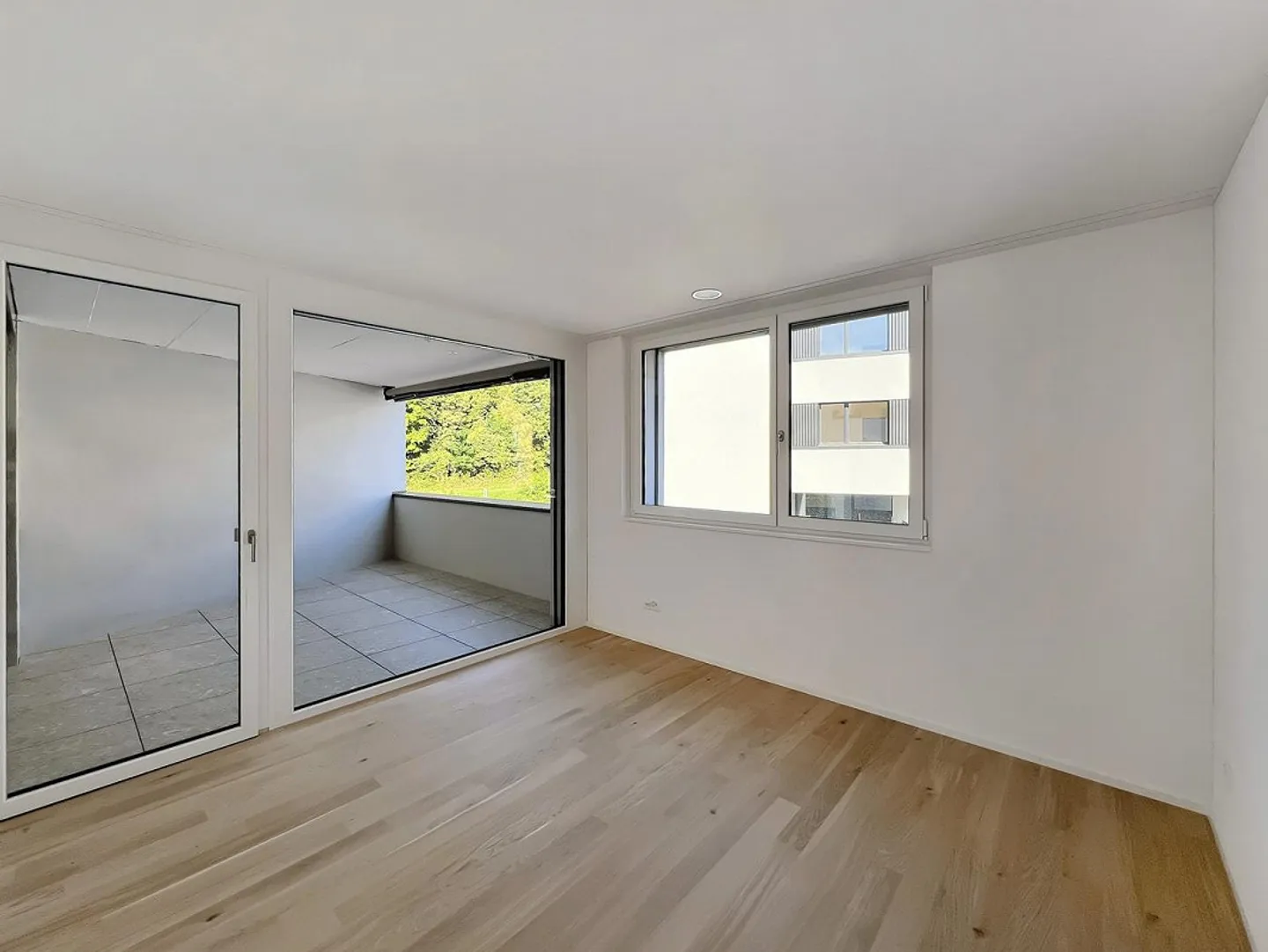 Here you will find space for the whole family. Your new home is waiting! - Photo 3 of 8