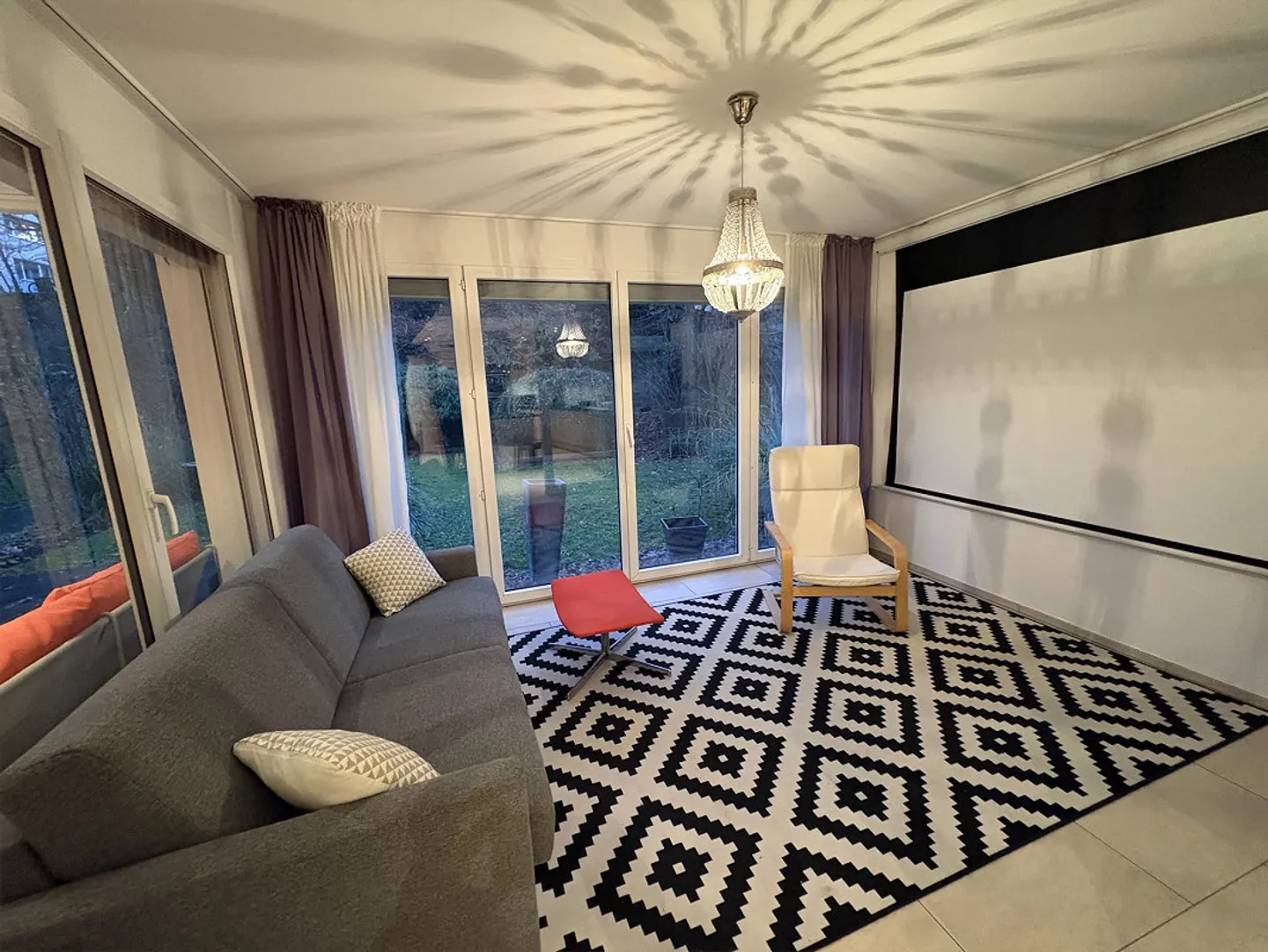 🏡 Appartement meublé de 4,5 pièces à louer à Binningen - Photo 5 sur 13