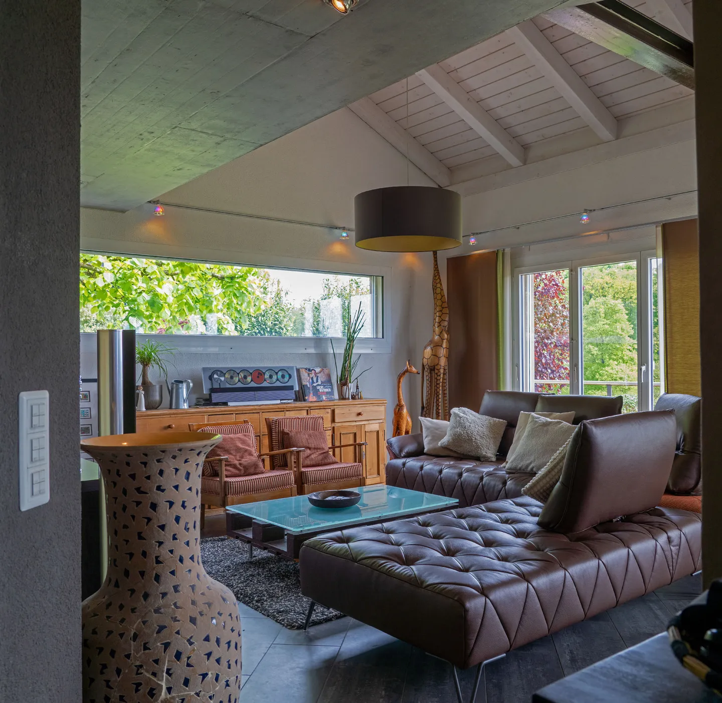 Geräumiges Familienhaus mit Aussicht - Foto 4 von 10