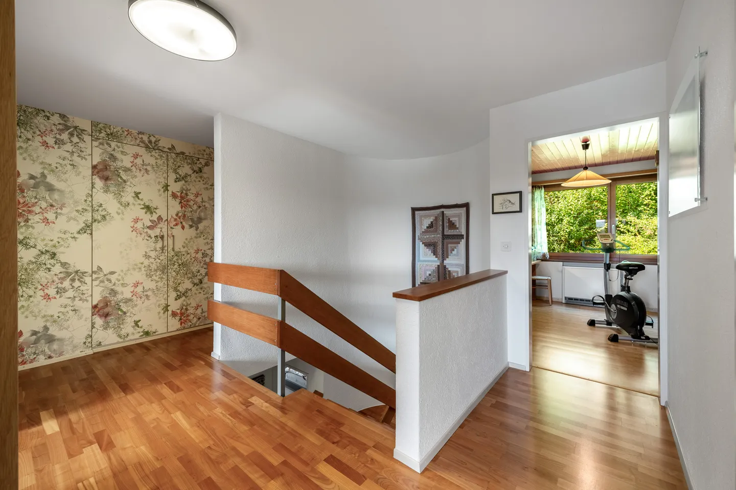 Fantastica casa unifamiliare di 6 ½ - 7 ½ stanze con oasi di giardino - Foto 9 di 14