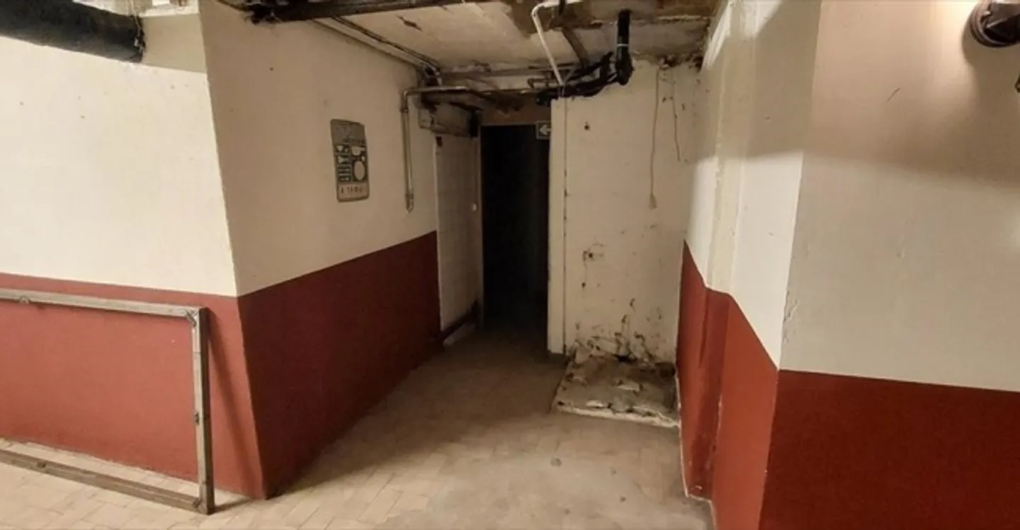 Edificio ad uso misto in affitto - Foto 3 di 4