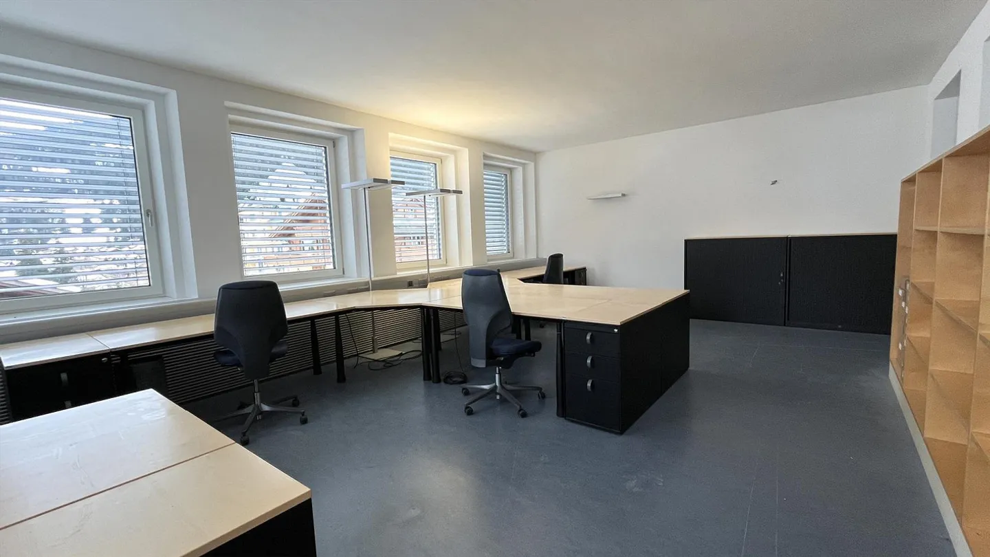 Office space in a representative office 10 - in the center of Klosters - Photo 5 of 11