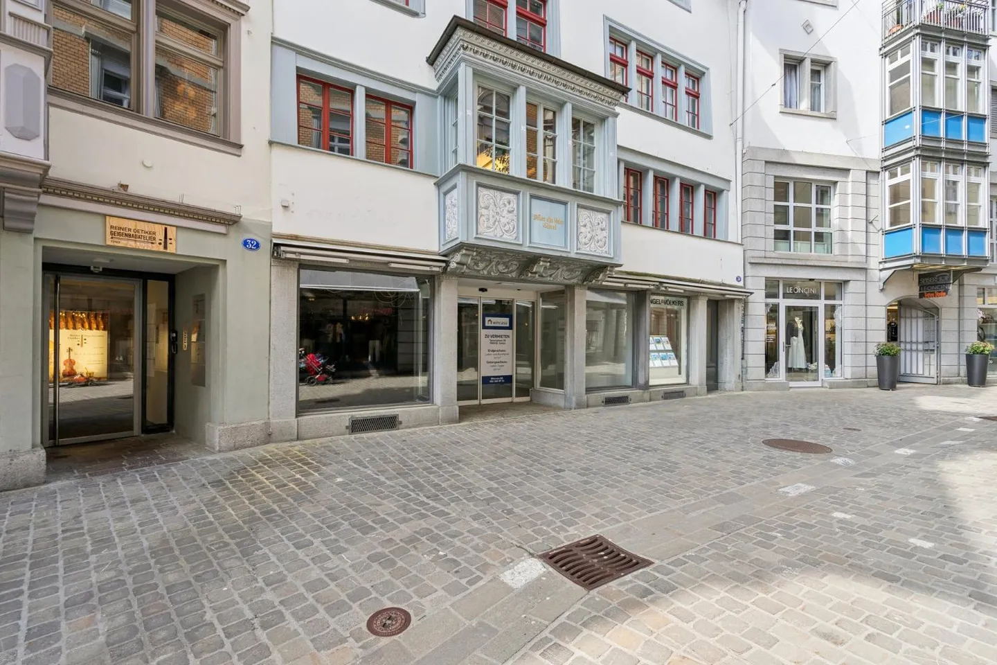 Retail or Office Space in a Busy Old Town Location - Photo 2 of 2