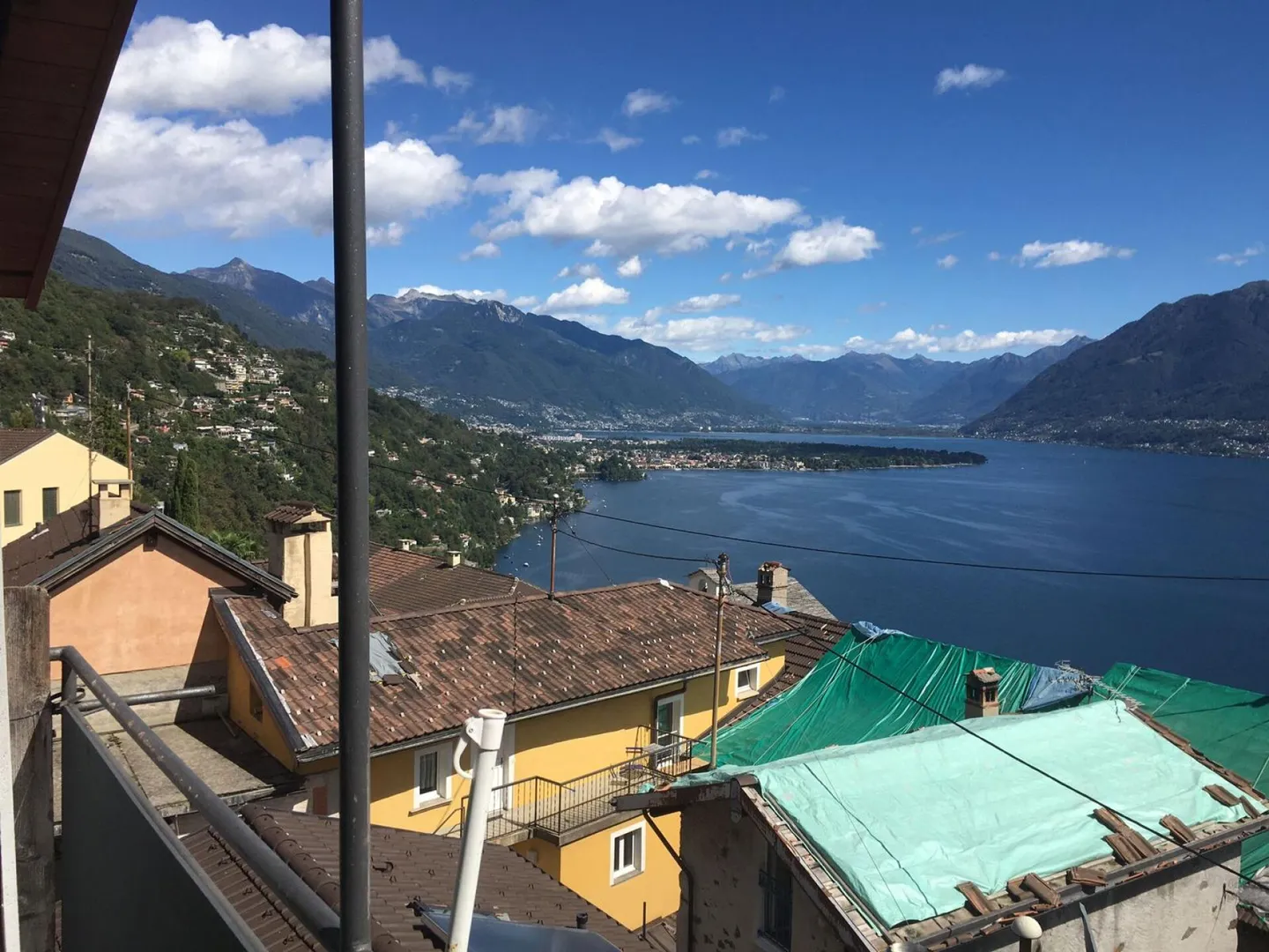 Vue sur le lac Majeur - Appartement de 2 pièces / 2 Zimmerwohnung - Ronco sopra Ascona - Photo 10 sur 10