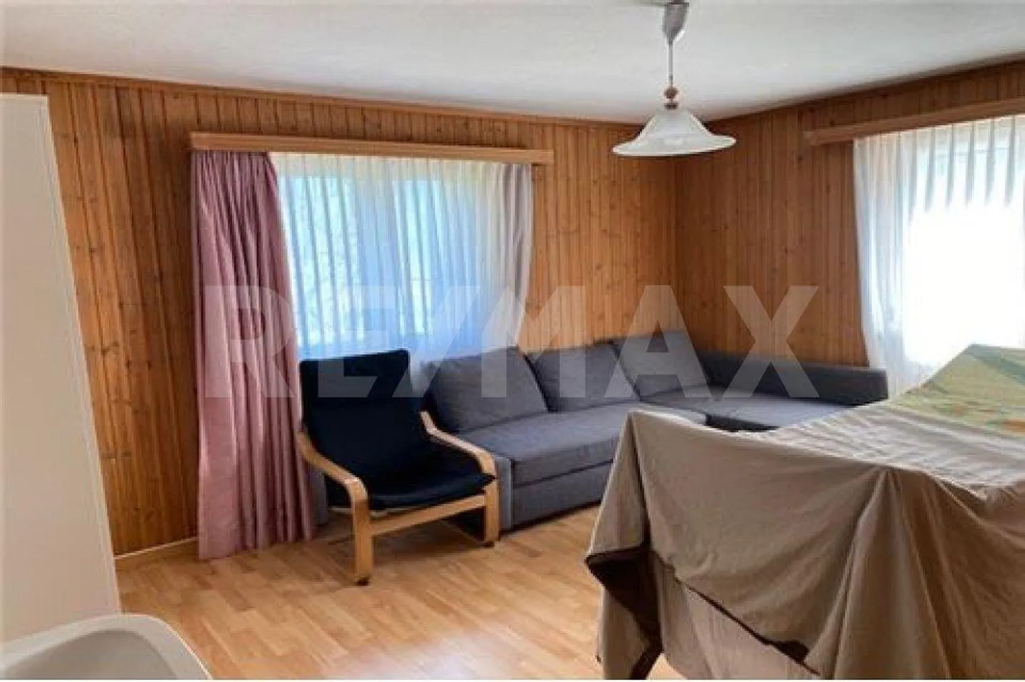 Appartamento 2½ locali sul lato soleggiato di Tavanasa - Foto 10 di 12