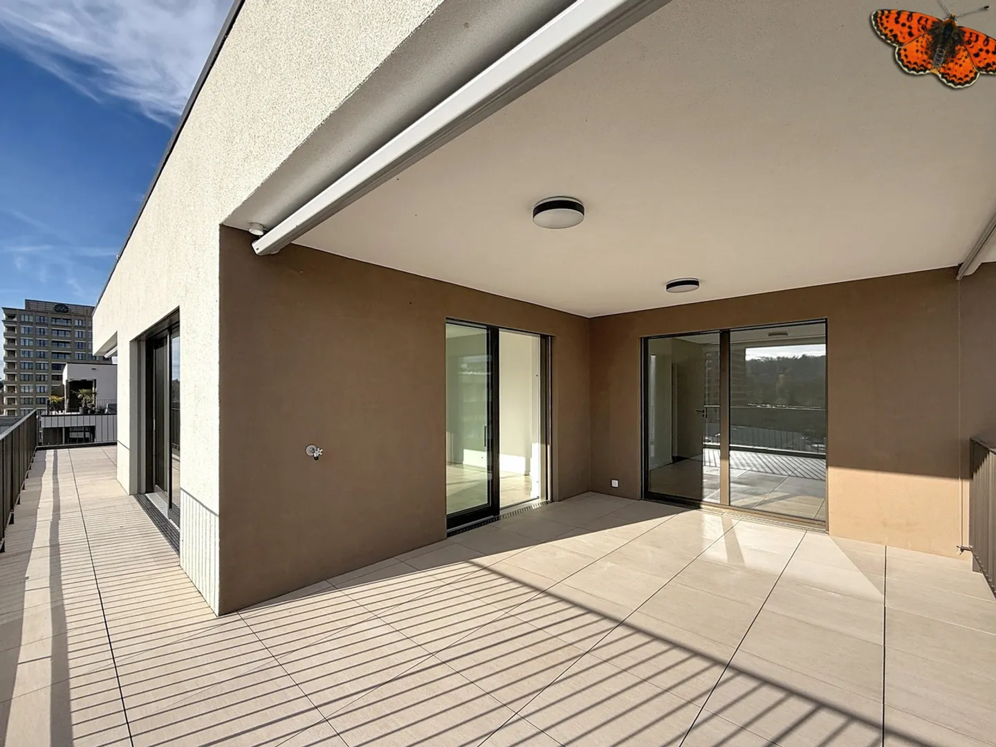 51/2 ROOMS - In Attika! - Photo 2 of 23