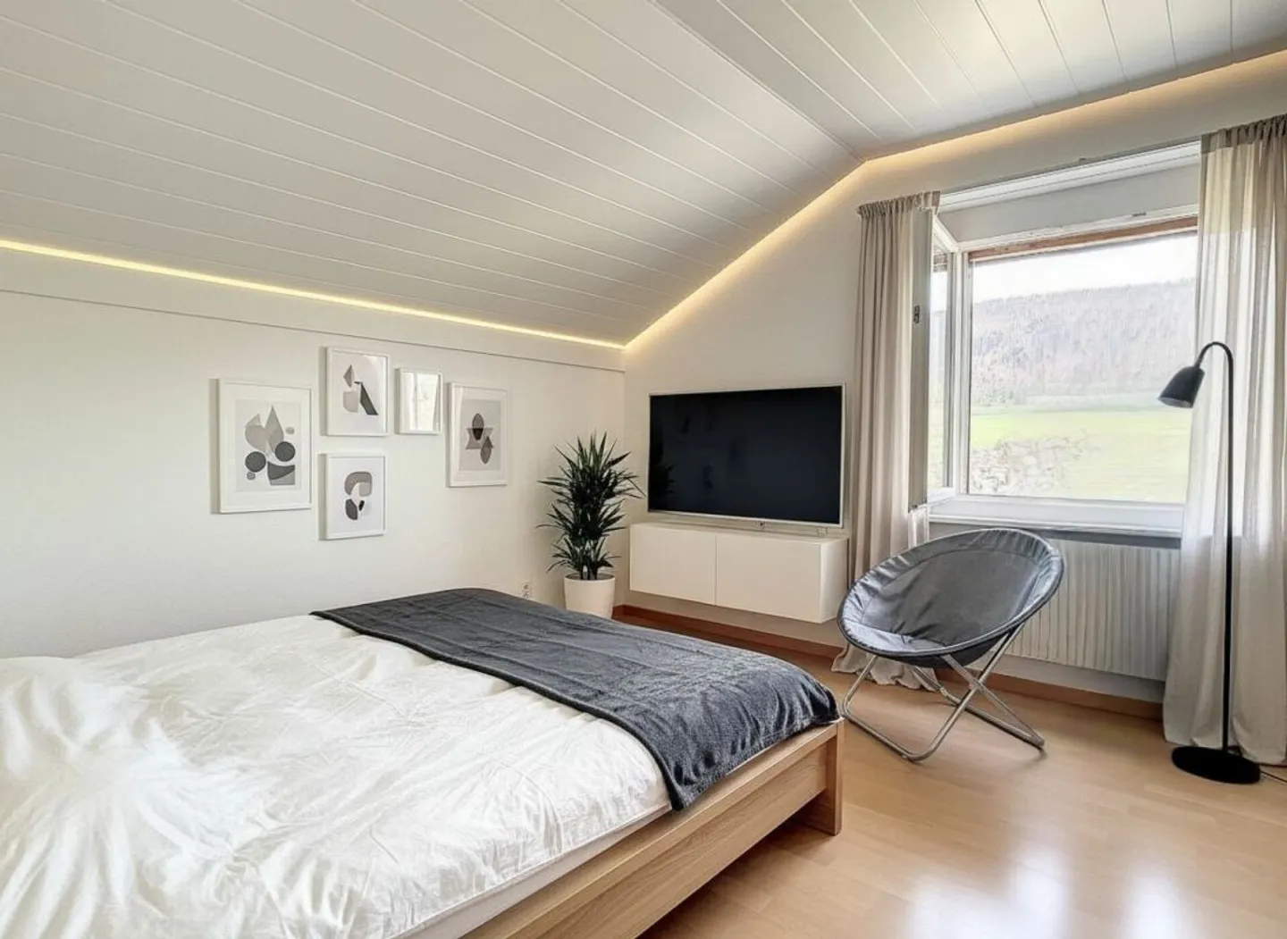 Appartement spacieux en bordure du village - Photo 6 sur 9