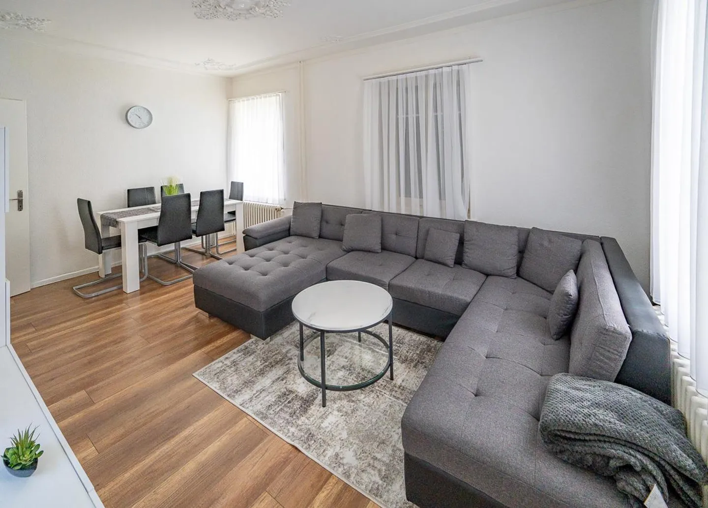 Maison multifamiliale avec espace commercial - directement à la gare de Rorschach Stadt - Photo 4 sur 10