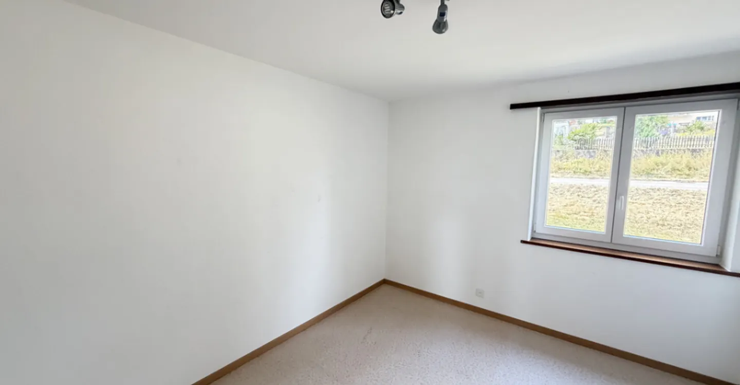 Appartement spacieux avec terrasse - Photo 7 sur 10