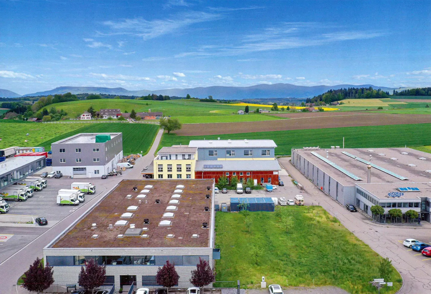 Modern Office and Industrial Building in Pfaffnau LU - Photo 8 of 13