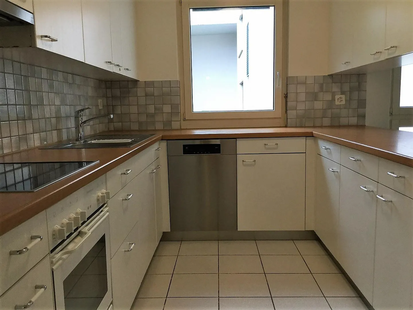 3.5 room apartment with bonus room (= 4.5 room apartment) - Photo 8 of 11