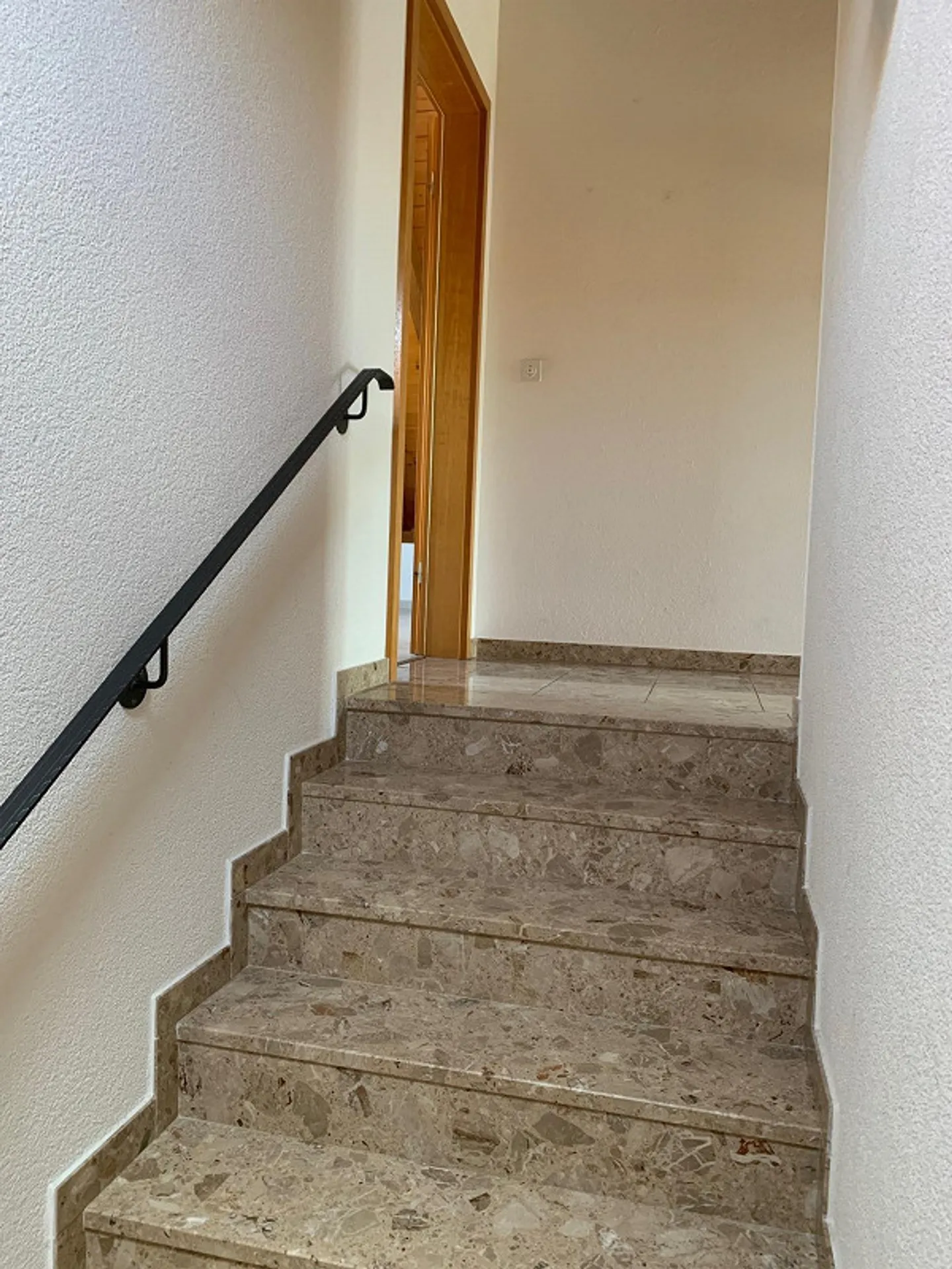 Charmante 3.5-Zimmer-Wohnung - Foto 2 von 12