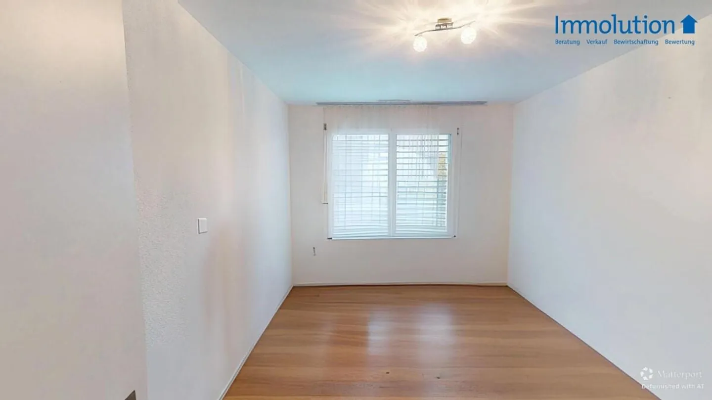 Bright 4.5-Room Garden Apartment with Patio in Sirnach - Photo 9 of 12