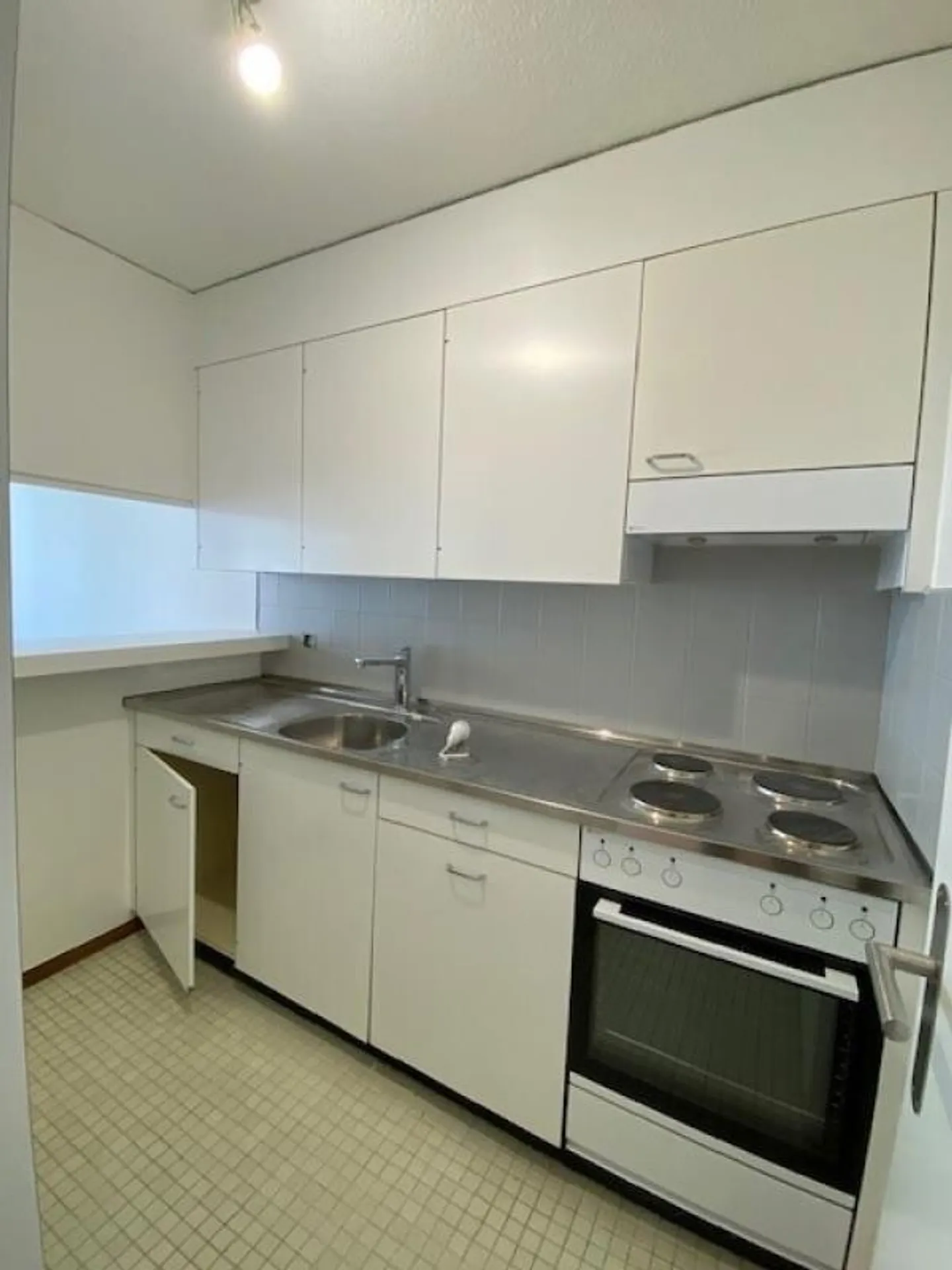 Au cœur de la vie urbaine - à côté du théâtre municipal, de la Reuss, de la LUKB et de la gare - Photo 2 sur 8