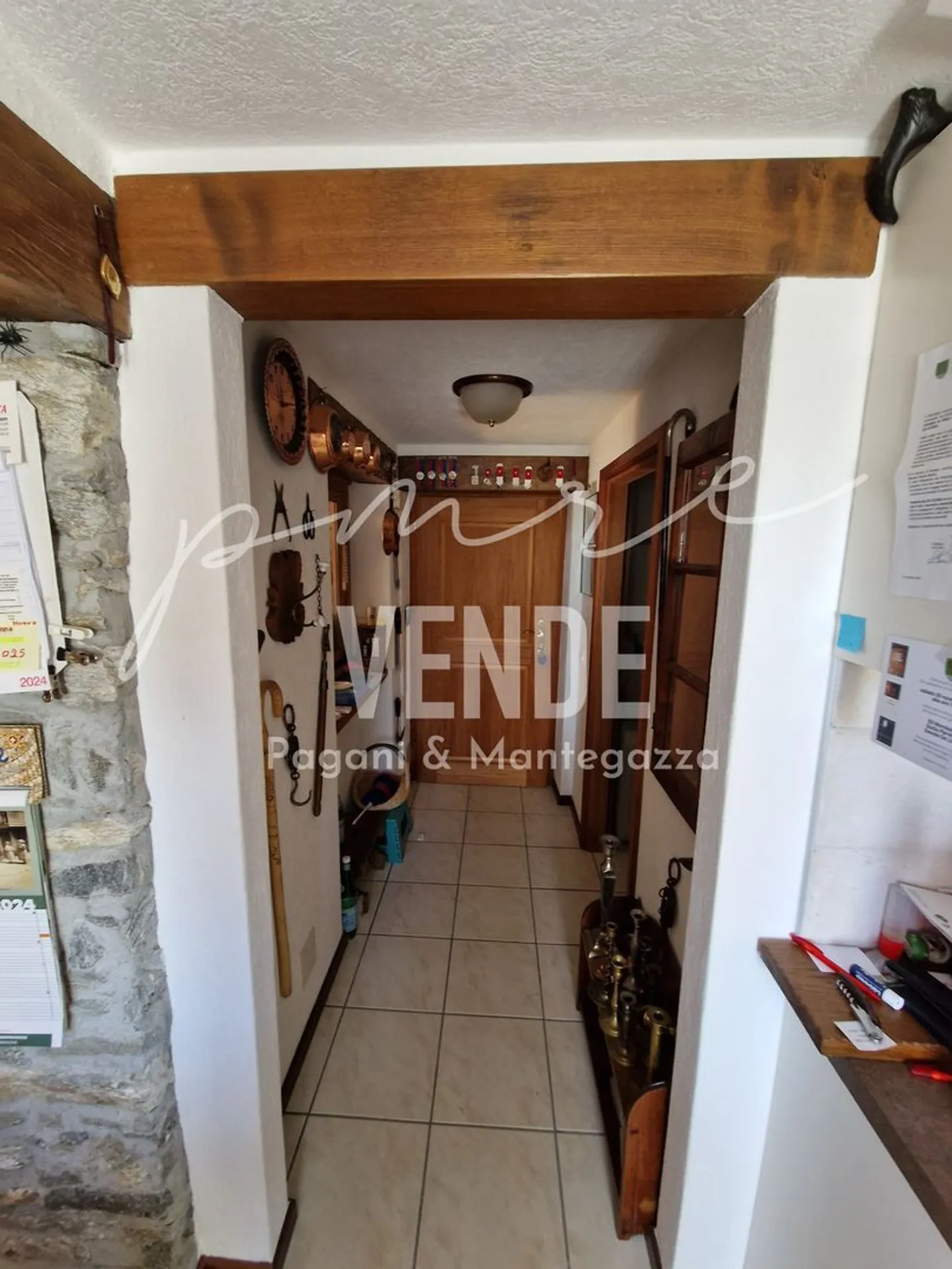 Charming 5.0 Apartment in Rustic Two-Family House with Grottino and Panoramic Garden - Photo 9 of 21