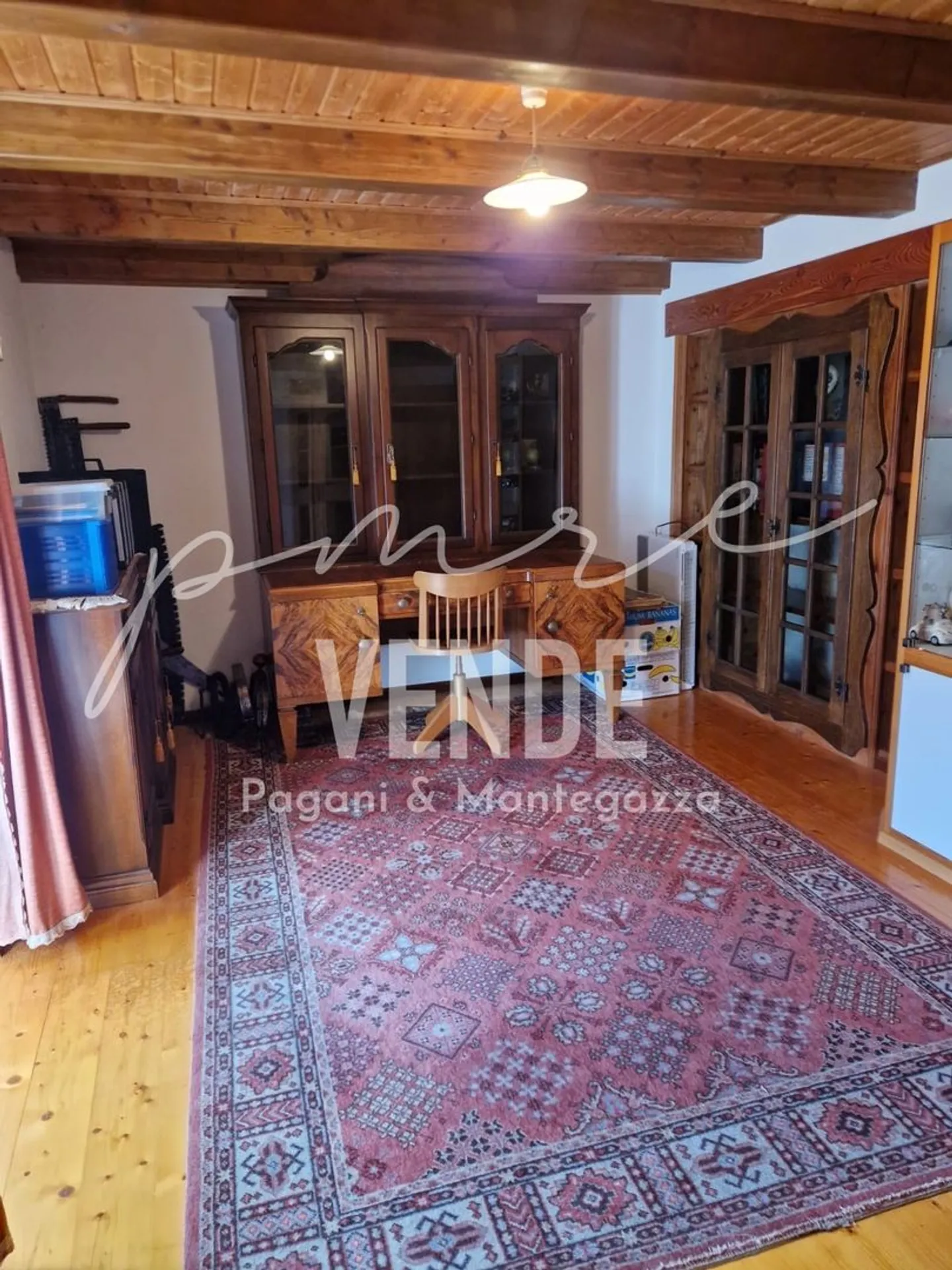 Charming 5.0 Apartment in Rustic Two-Family House with Grottino and Panoramic Garden - Photo 14 of 21