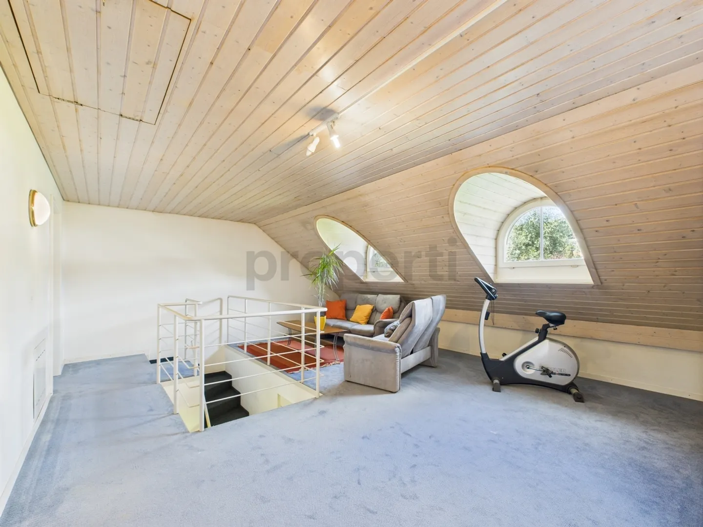 Charming 4.5-Room Apartment in Hüttwilen, TG - Photo 7 of 13