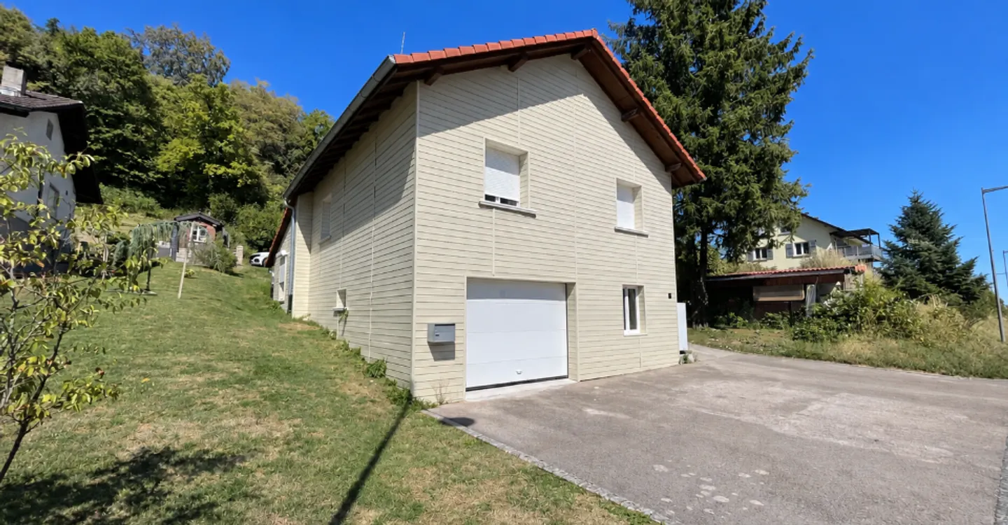Grande casa in affitto a Courtedoux - Foto 1 di 13