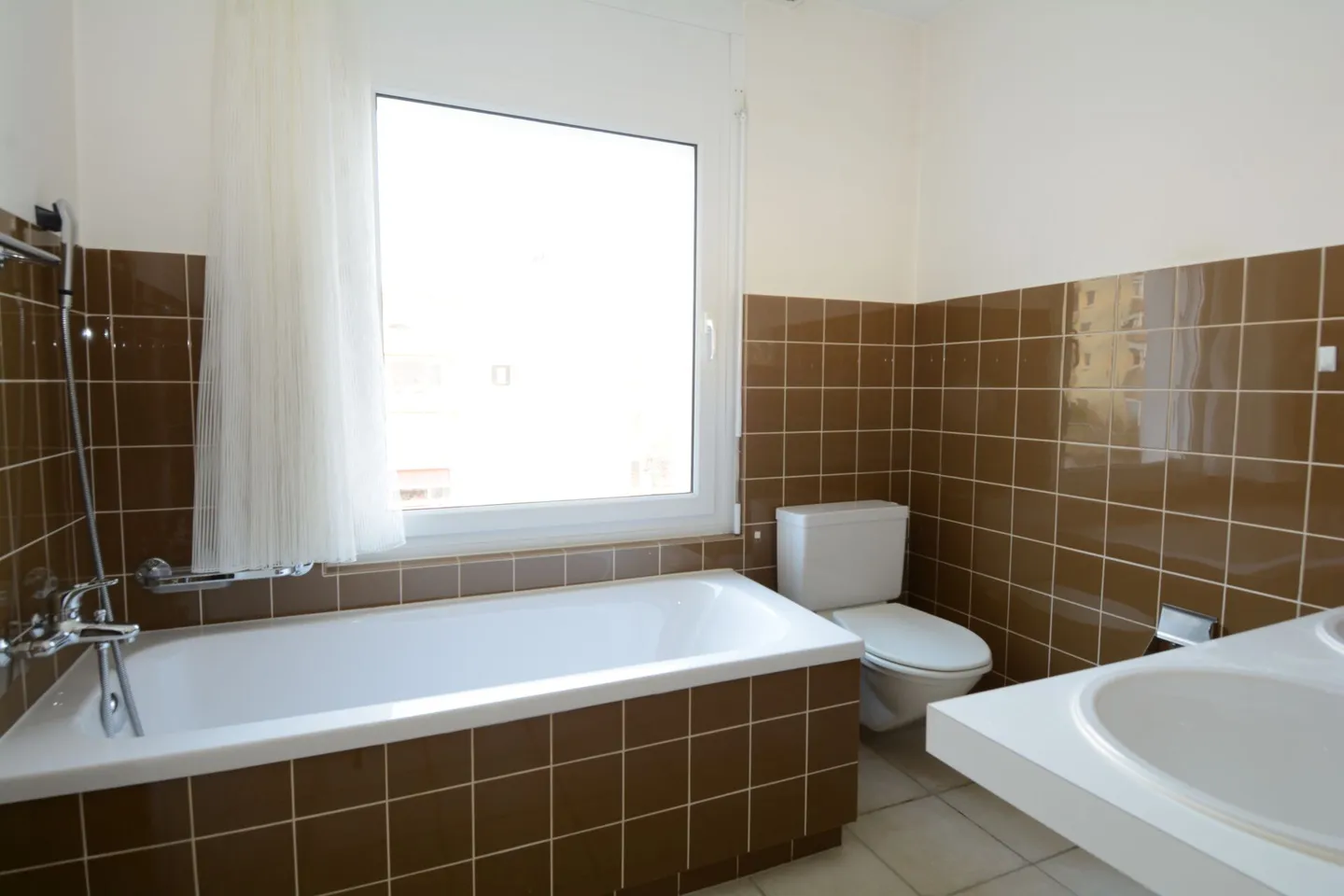 Condominio di 5½ stanze in posizione elevata - Foto 9 di 11